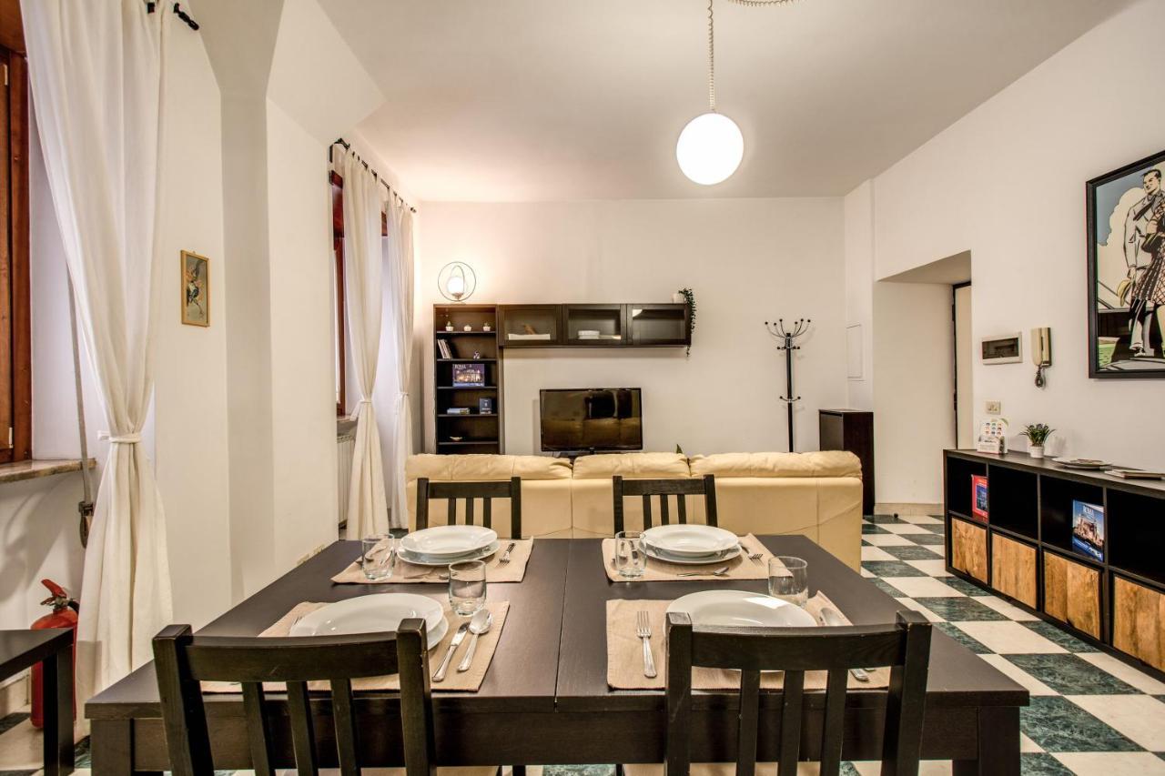 Popolo Accommodation - Lovely Central Apartment Roma Eksteriør bilde