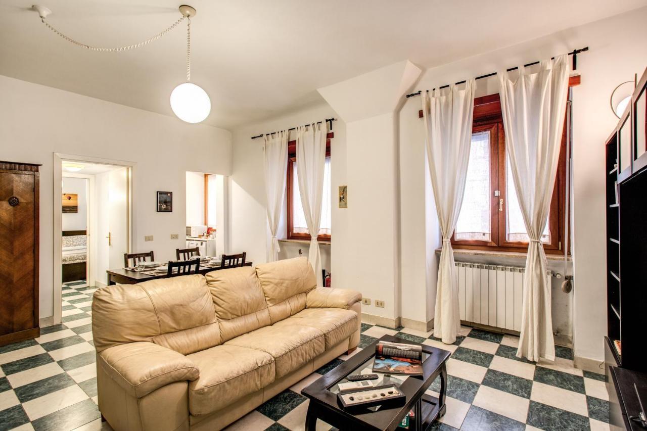 Popolo Accommodation - Lovely Central Apartment Roma Eksteriør bilde