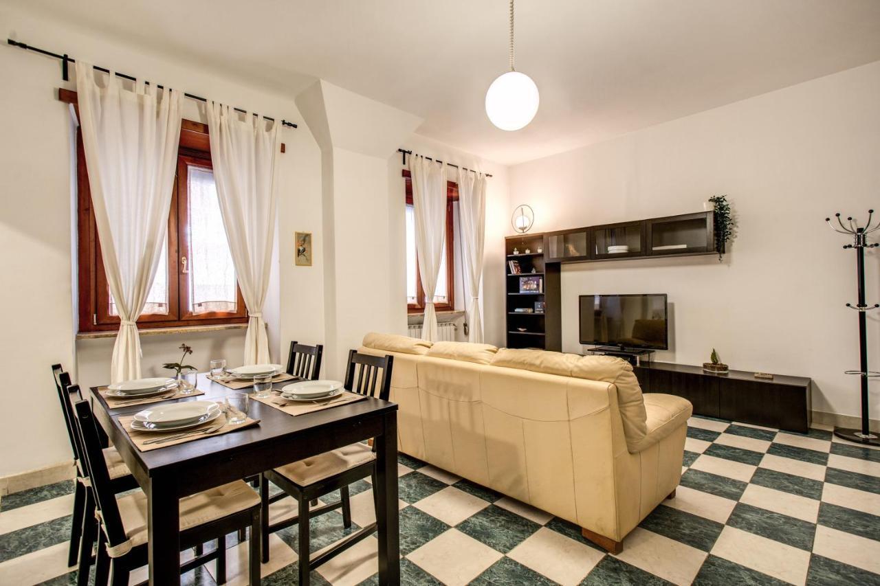 Popolo Accommodation - Lovely Central Apartment Roma Eksteriør bilde