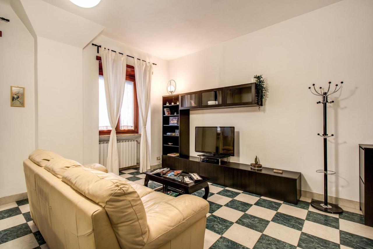 Popolo Accommodation - Lovely Central Apartment Roma Eksteriør bilde